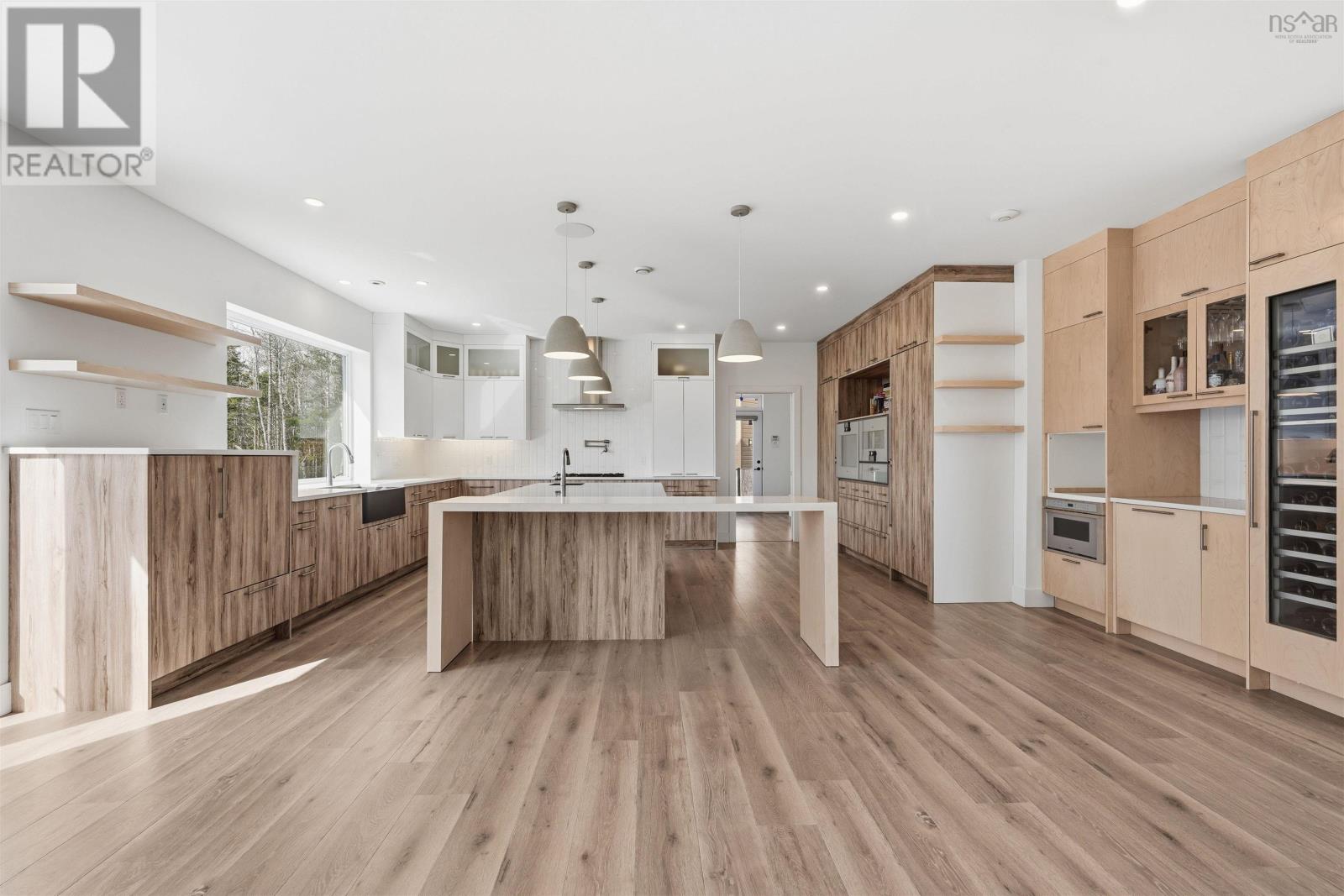 Property 37 of 49 of 11 ARGYLE Close