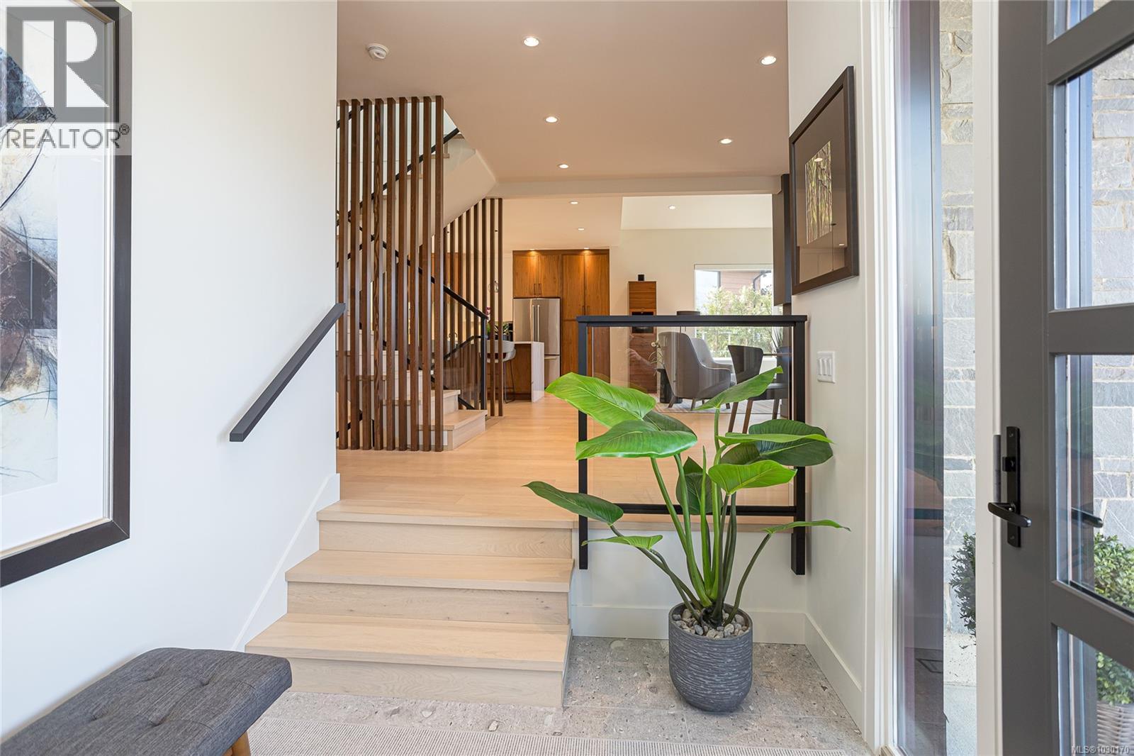 6575 CENTRAL SAANICH RD - 4