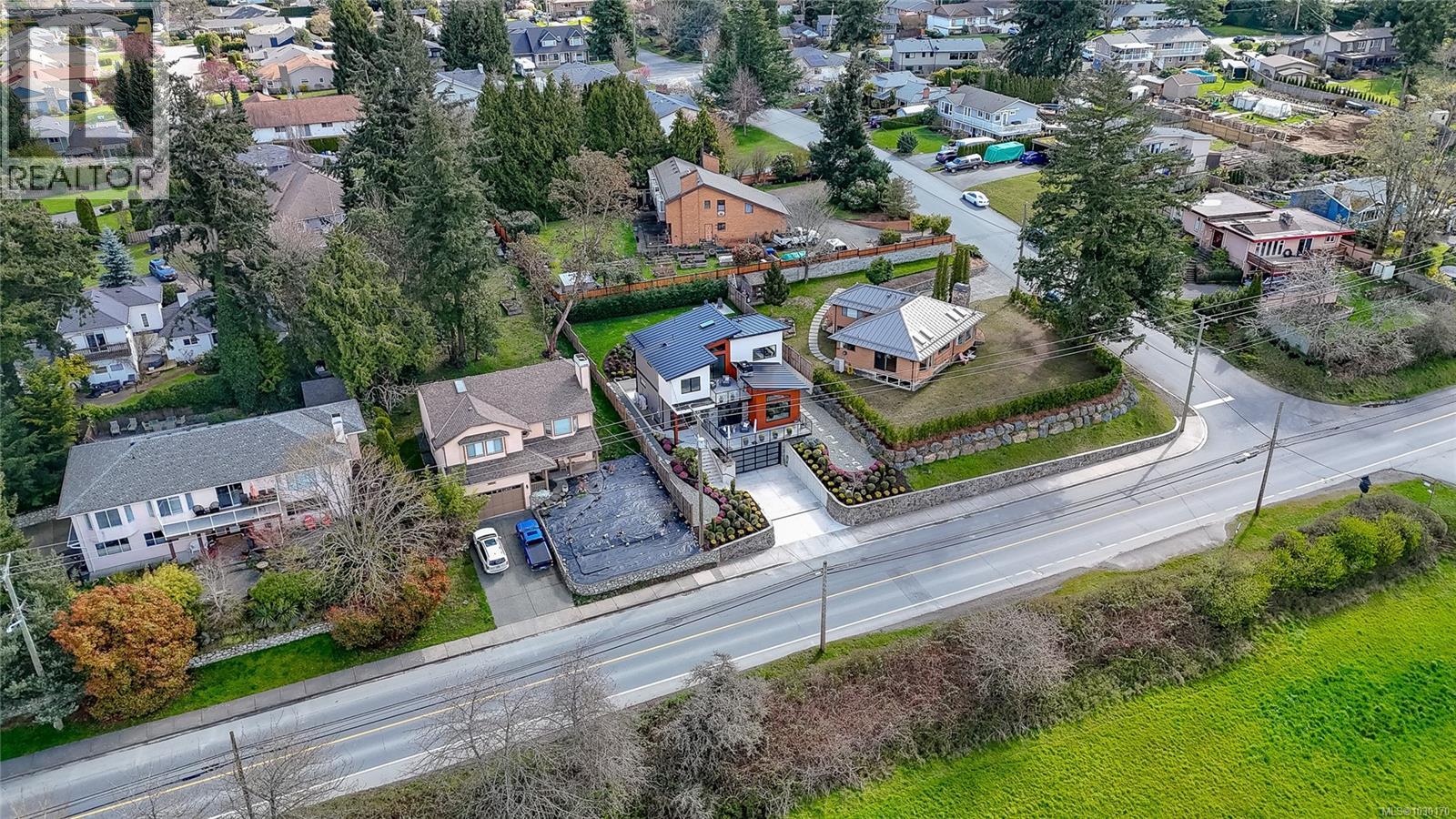 6575 Central Saanich Rd - 56