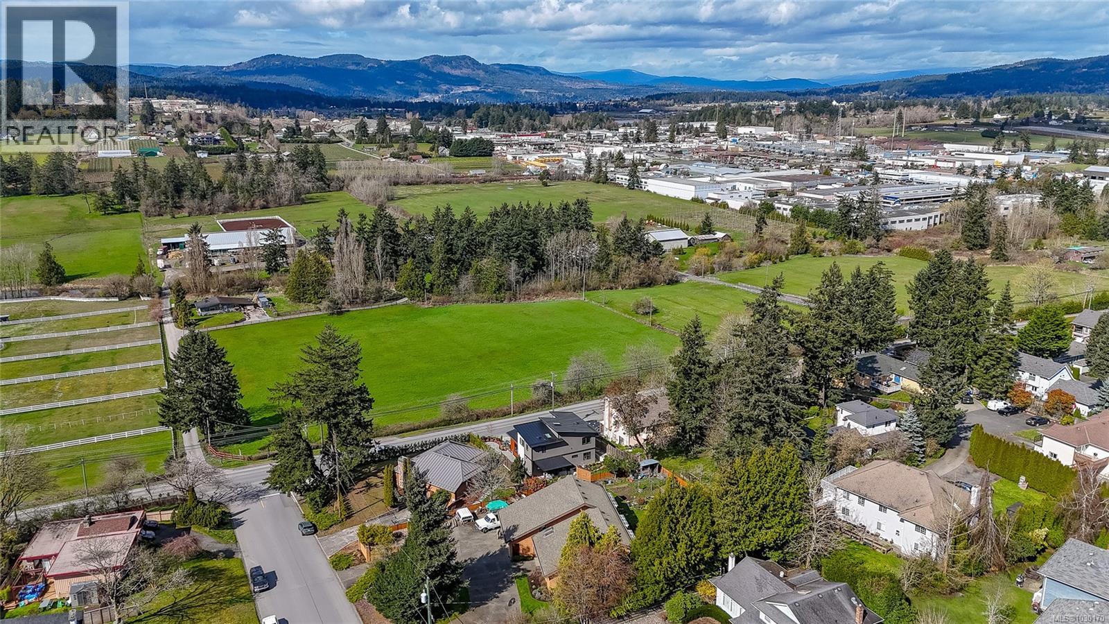 6575 Central Saanich Rd - 61