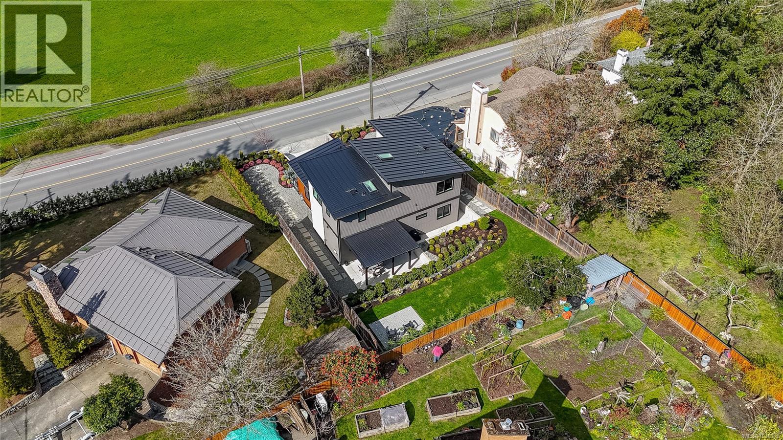 6575 Central Saanich Rd - 59