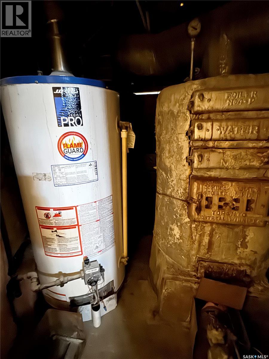 209 MAIN STREET - 20