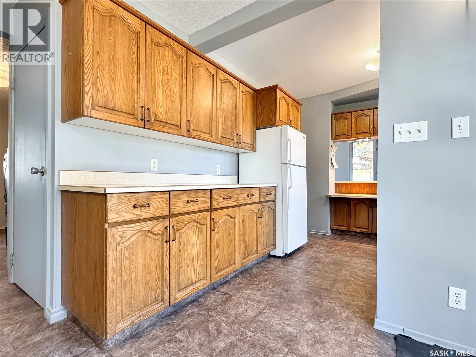 209 MAIN STREET - 9