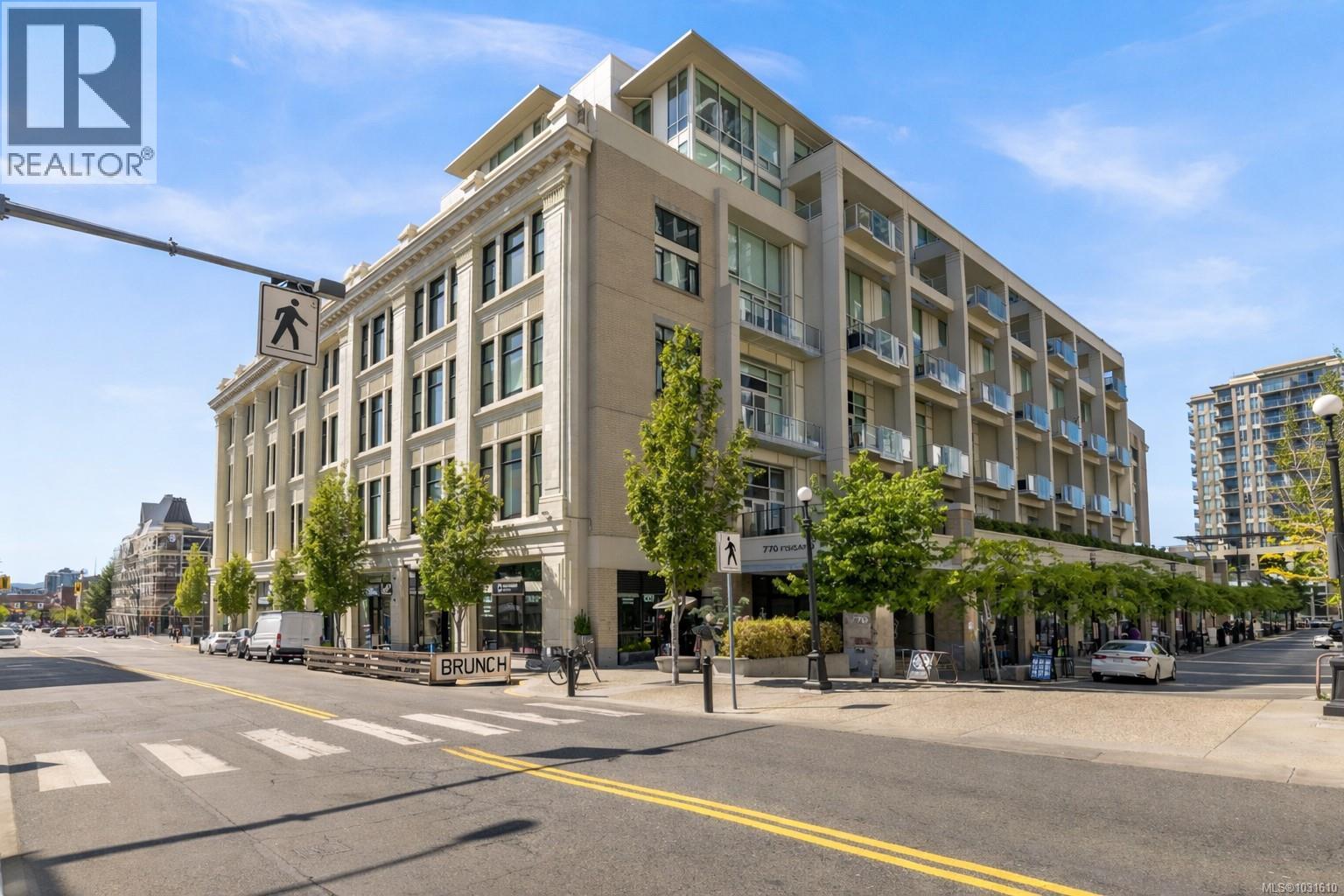 #304 770 Fisgard St - 1