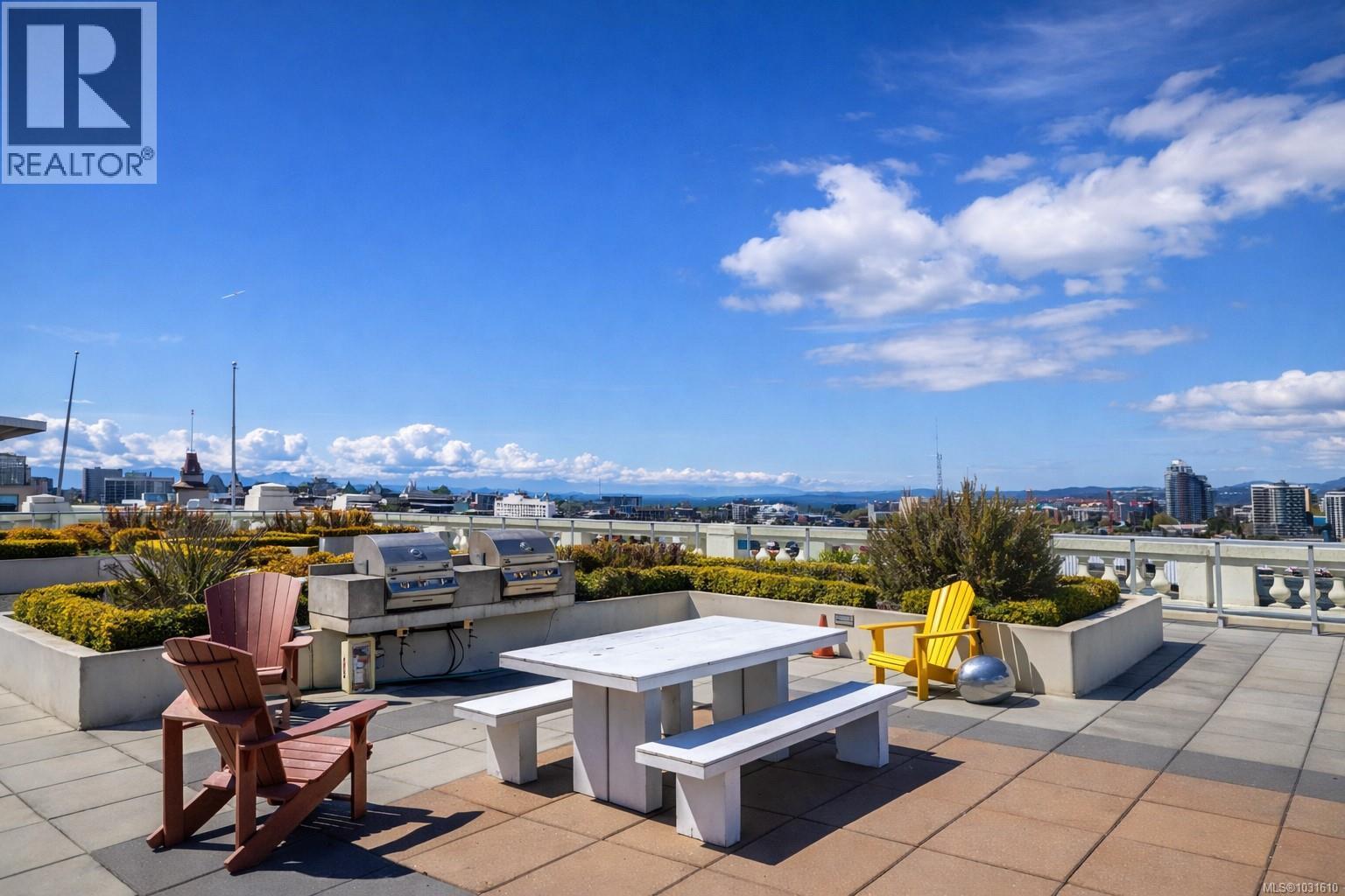 #304 770 FISGARD ST - 15