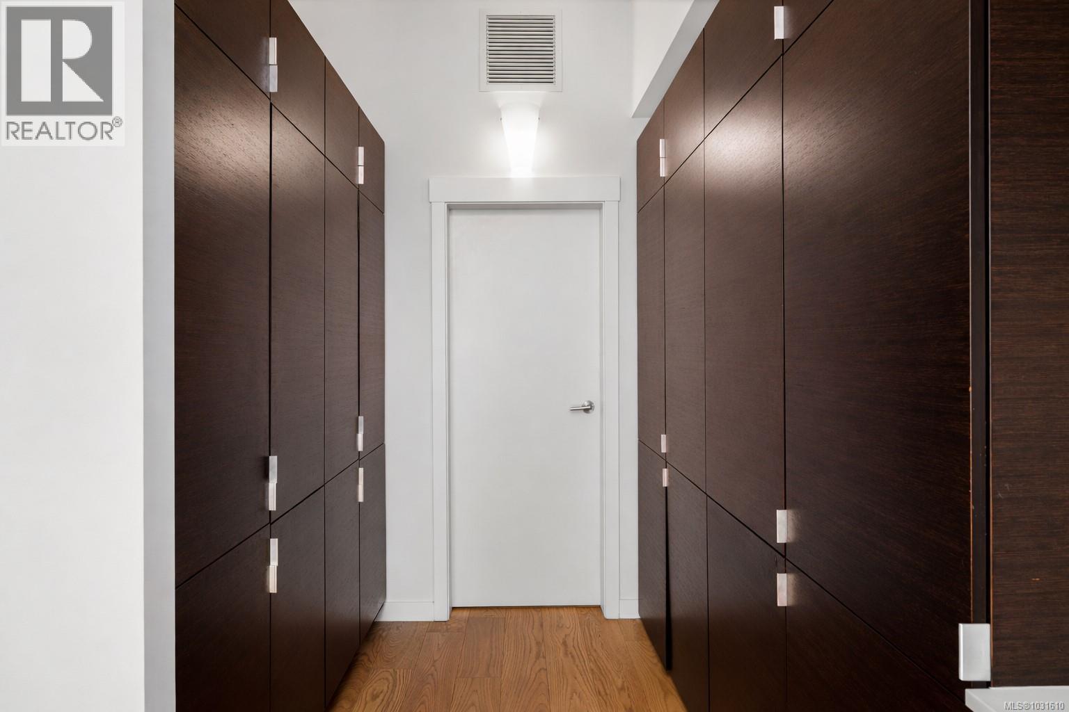 #304 770 FISGARD ST - 8