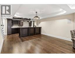 2096 Falkland Pl, Oak Bay, BC V8S4M5 Photo 23