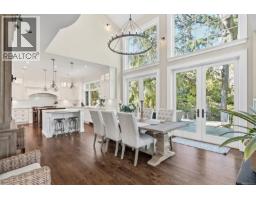 2096 Falkland Pl, Oak Bay, BC V8S4M5 Photo 66