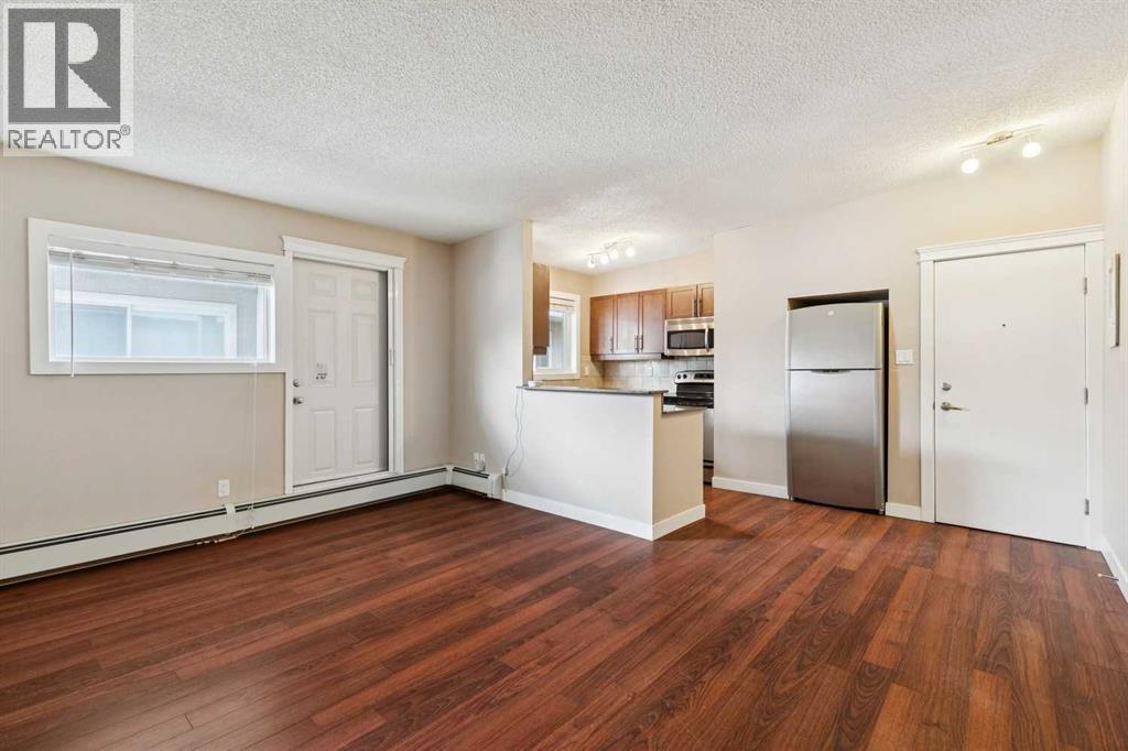 #4 605 67 AVENUE SW - 8