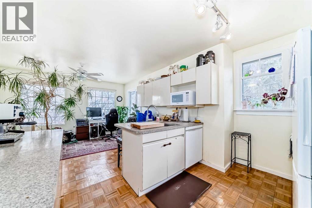 1628 16 STREET SE - 12