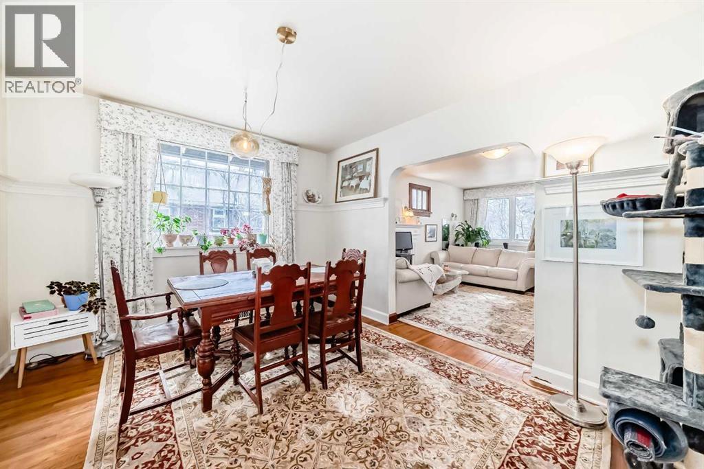 1628 16 STREET SE - 17