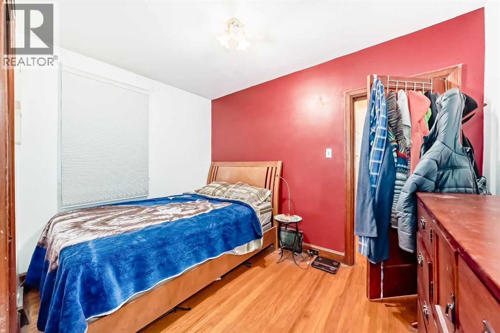 1628 16 STREET SE - 27