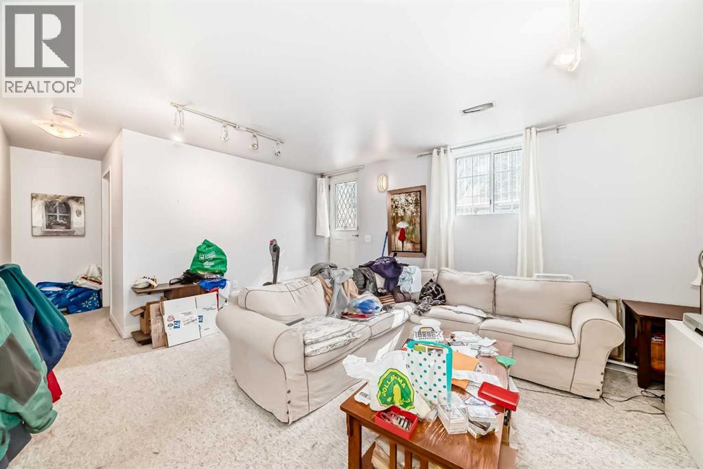 1628 16 STREET SE - 35