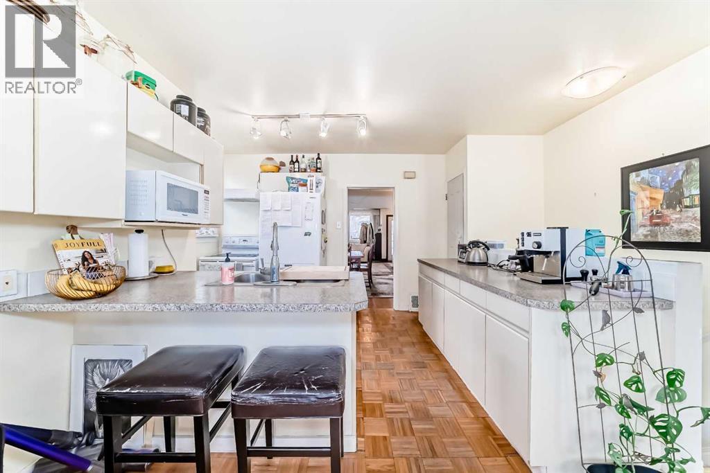 1628 16 STREET SE - 7