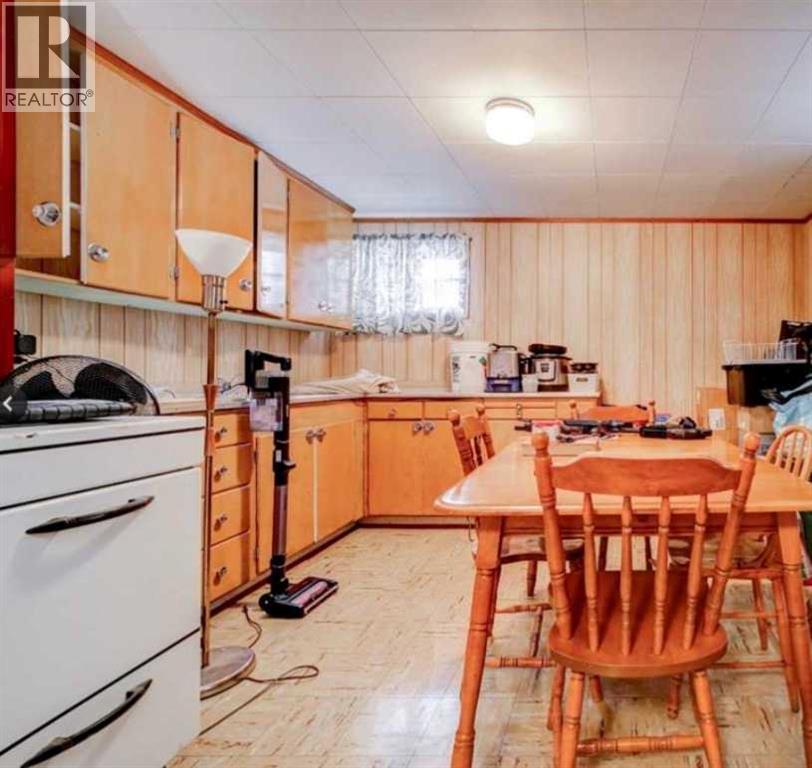 637 11 STREET N - 24