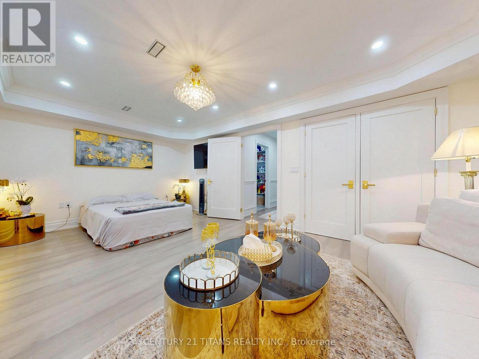 36 CRAIGLEE DRIVE - 20