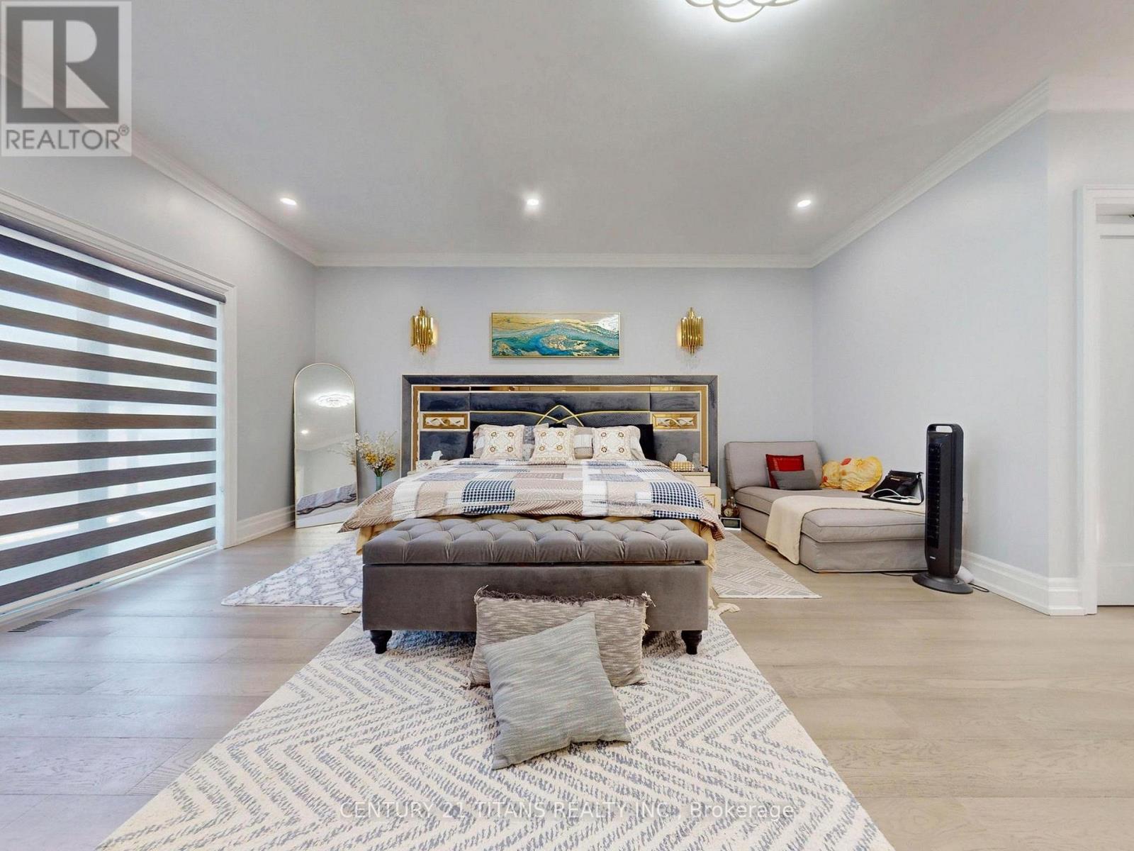 36 CRAIGLEE DRIVE - 25