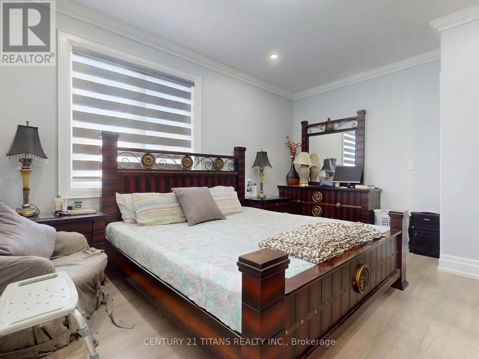 36 CRAIGLEE DRIVE - 33