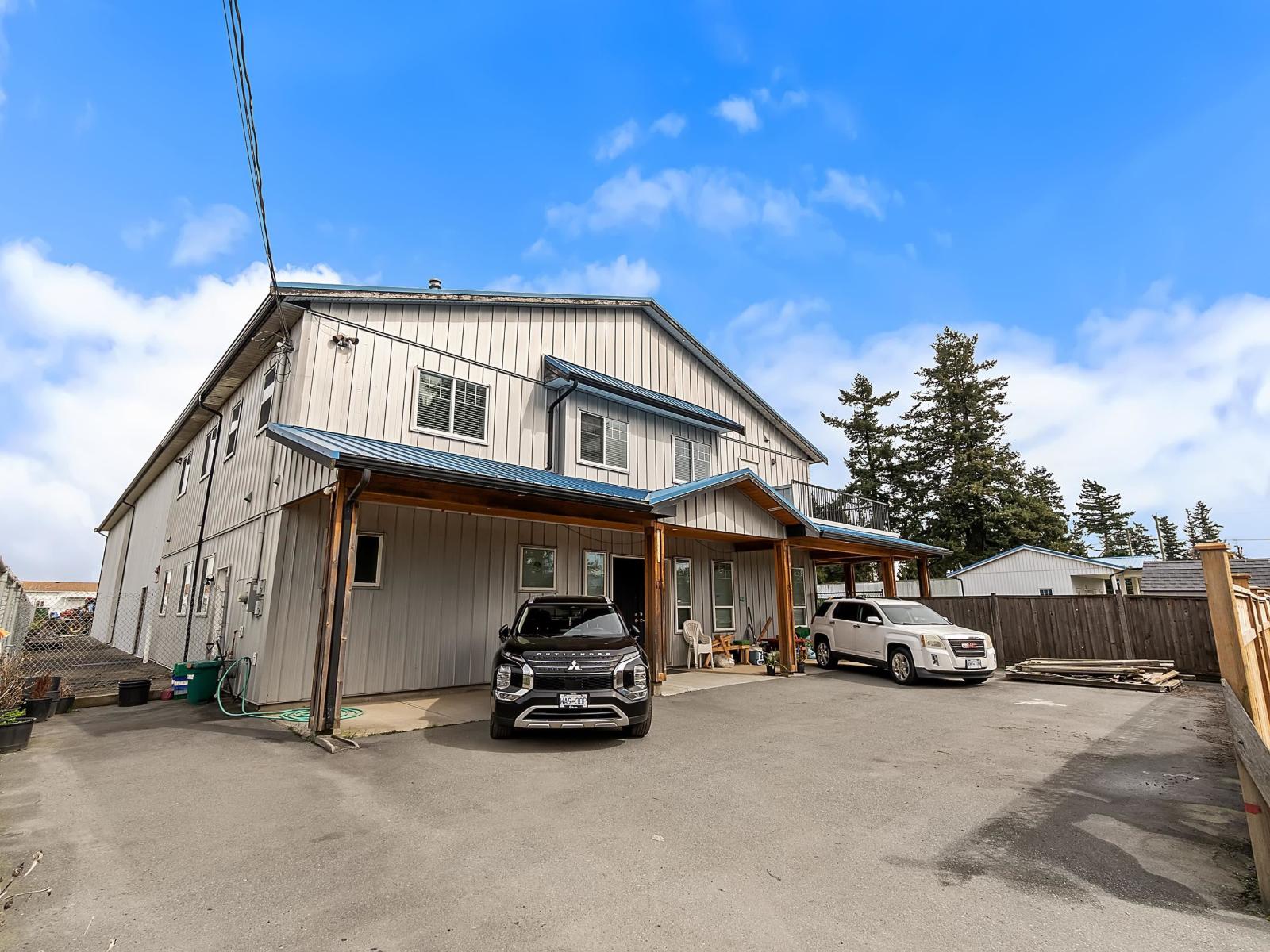 819 CLEARBROOK ROAD