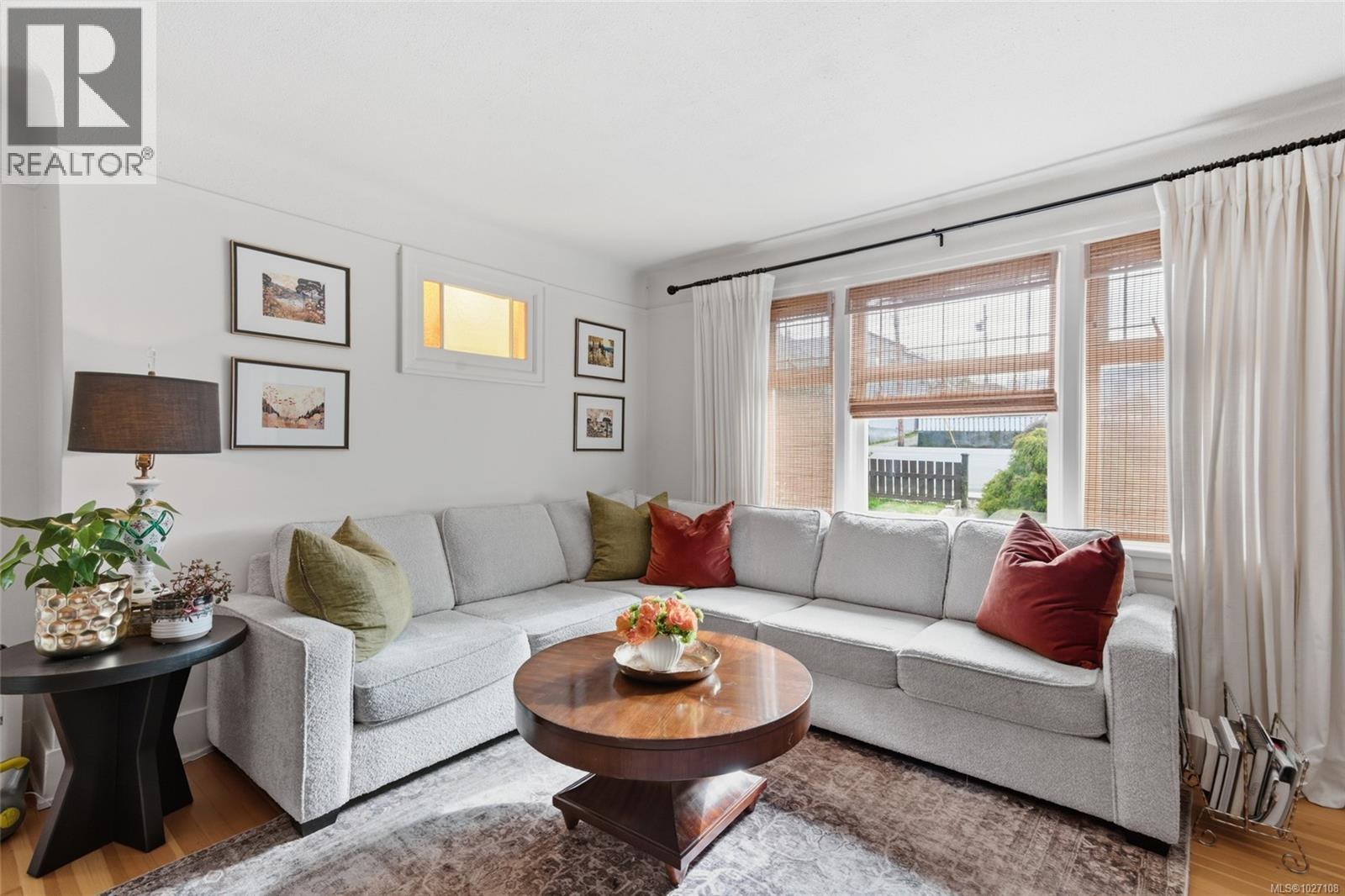 4545 ARGYLE ST S - 21