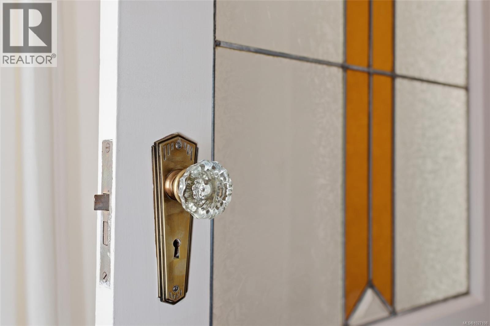 4545 ARGYLE ST S - 11