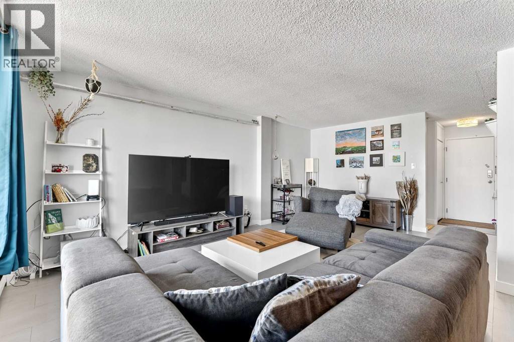 #802 1213 13 AVENUE SW - 5