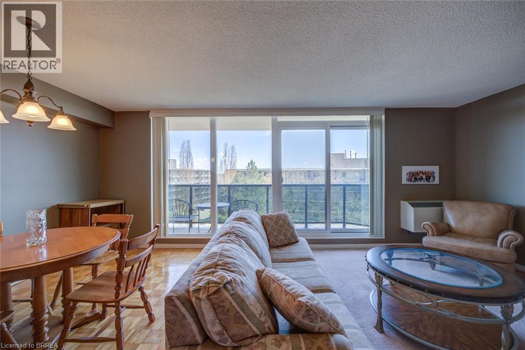 #601 9 BONHEUR COURT - 12