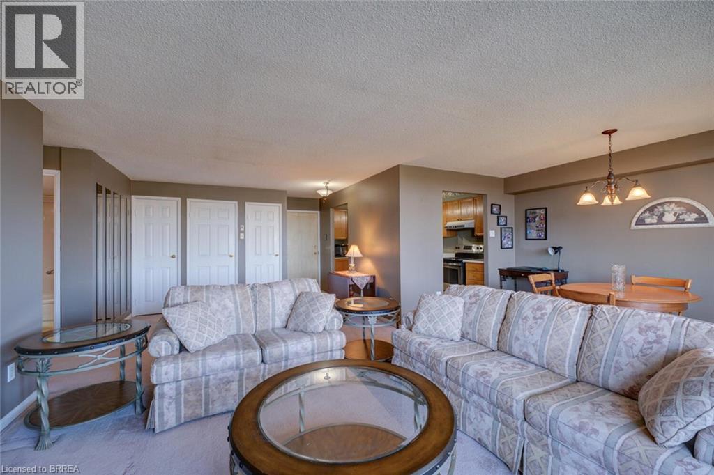 #601 9 BONHEUR COURT - 16