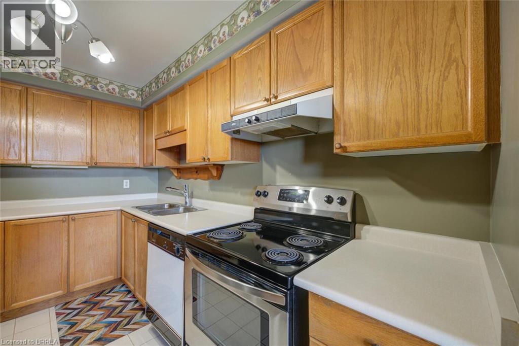 #601 9 BONHEUR Court - 22