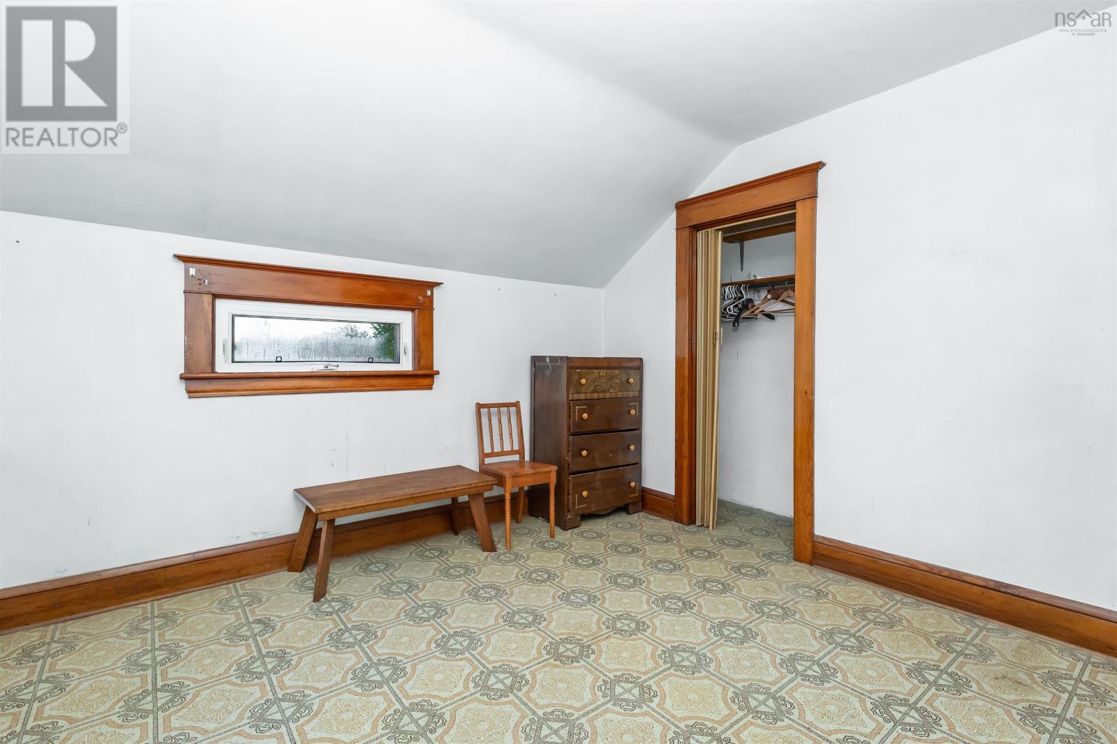 Property 23 of 32 of 171 Cabot Street