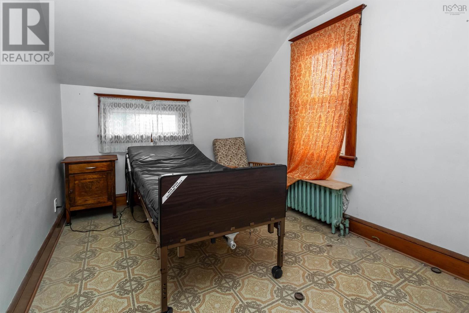 Property 3 of 32 of 171 Cabot Street