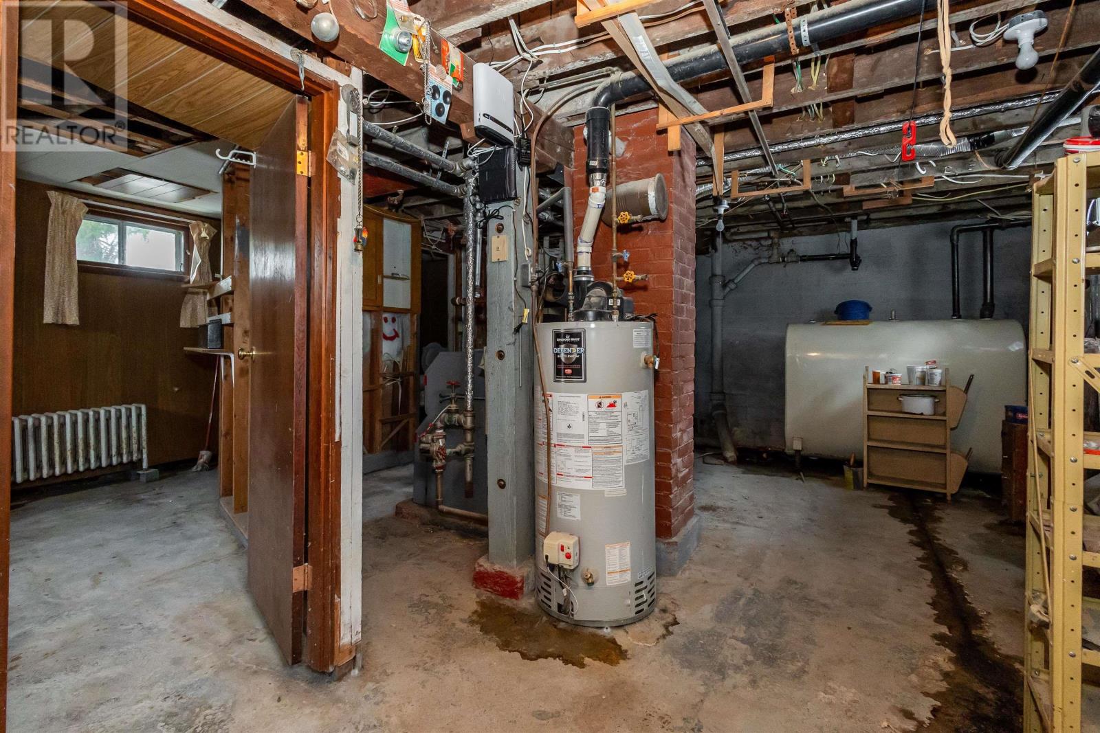 Property 25 of 32 of 171 Cabot Street