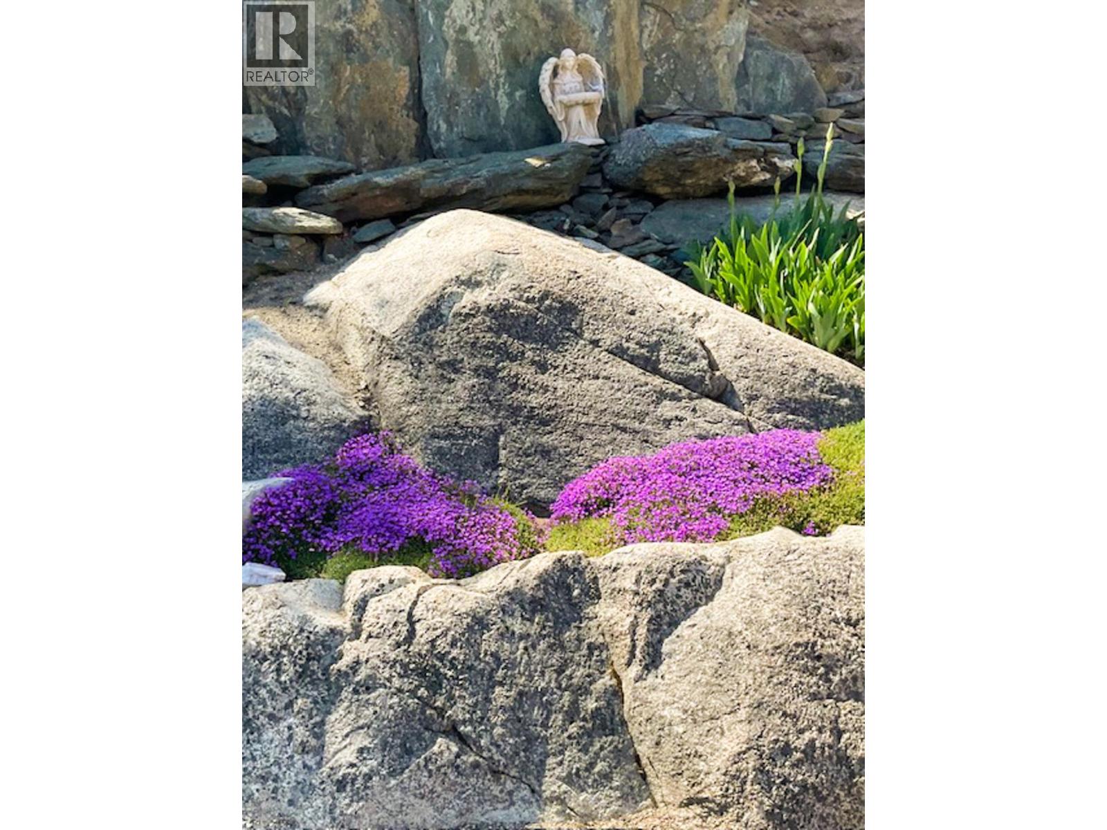 118 MAGUIRE ROAD - 55