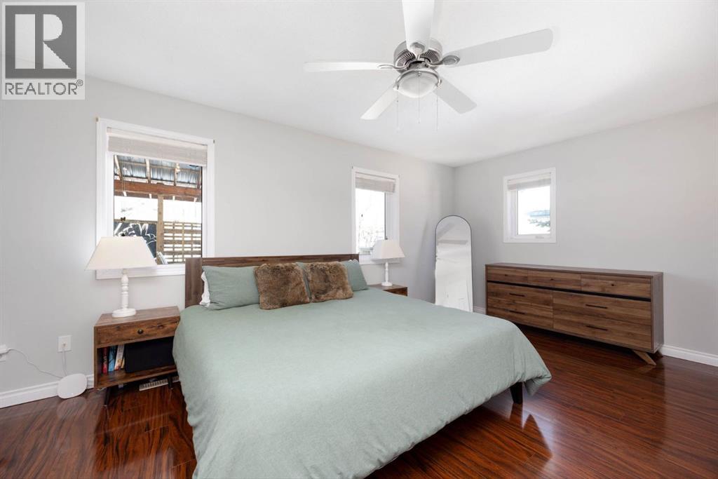 113 EGLERT DRIVE - 11