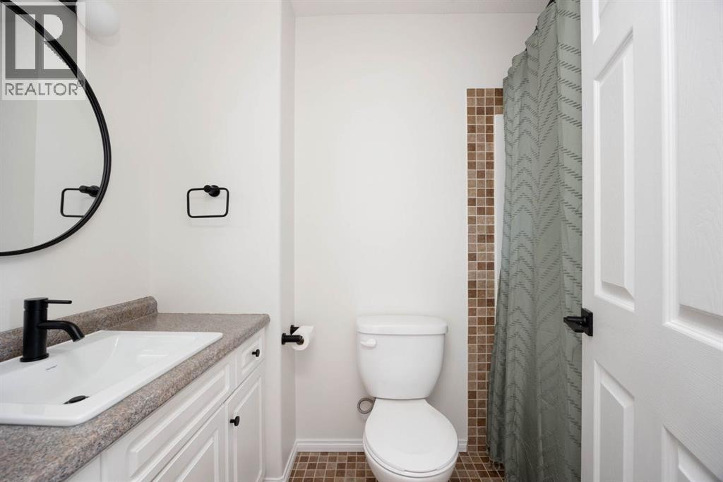 113 EGLERT DRIVE - 18