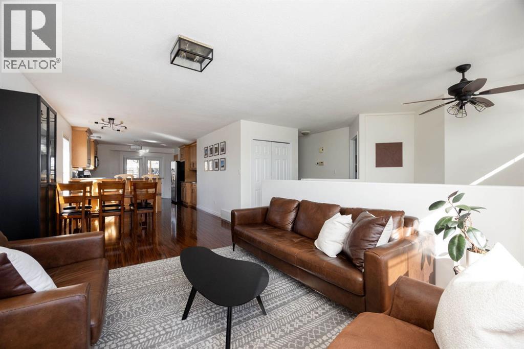 113 EGLERT DRIVE - 6