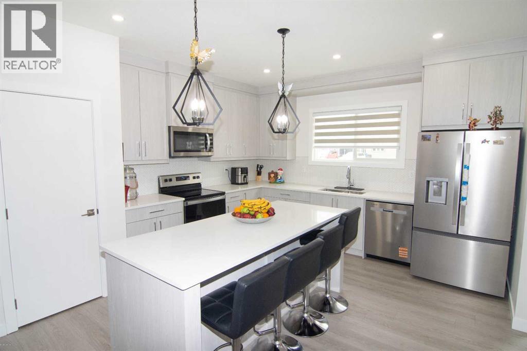 350 MIDGROVE LINK SW - 21