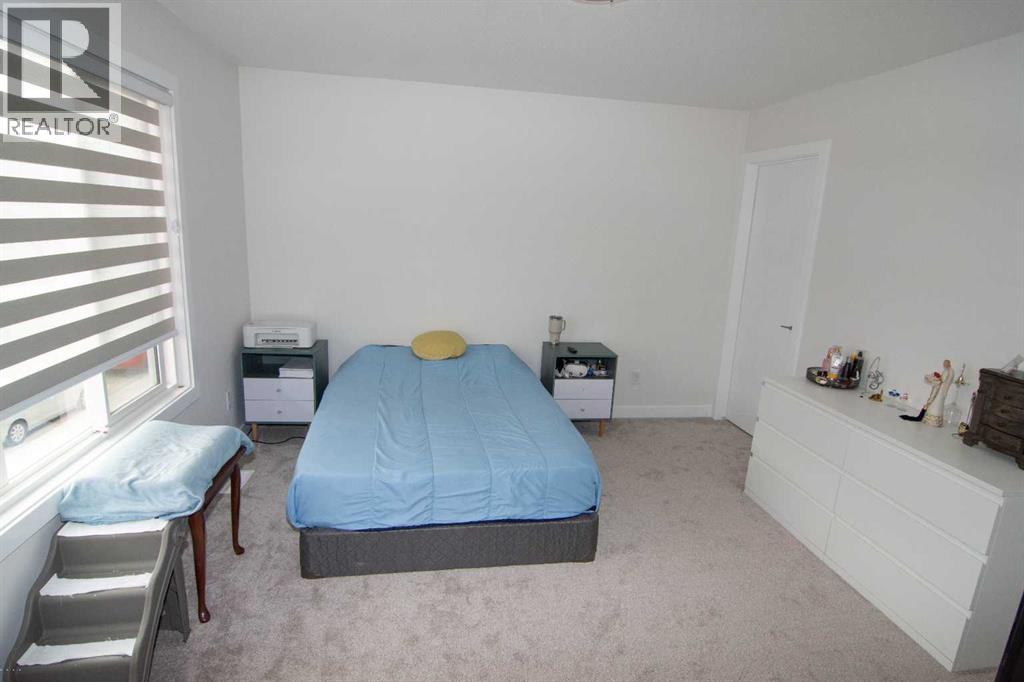 350 MIDGROVE LINK SW - 28