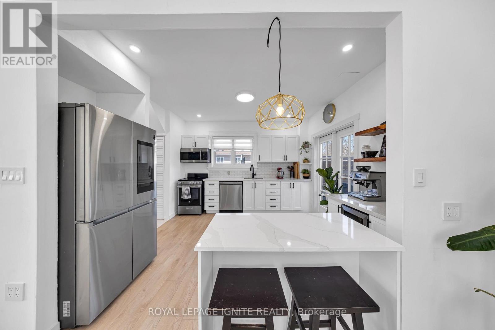 101 GIBBONS STREET - 26