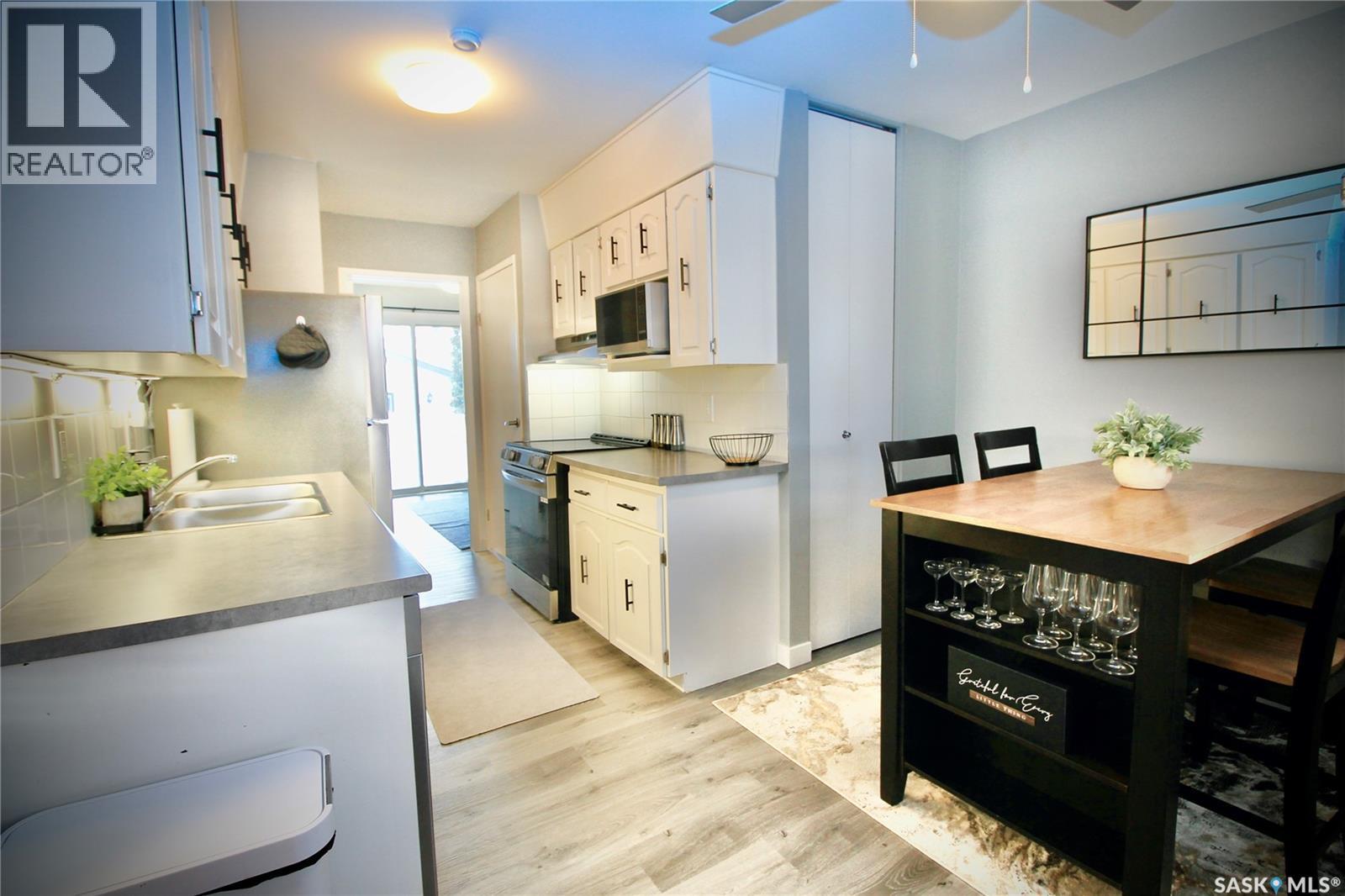 3342 DIEFENBAKER DRIVE - 11