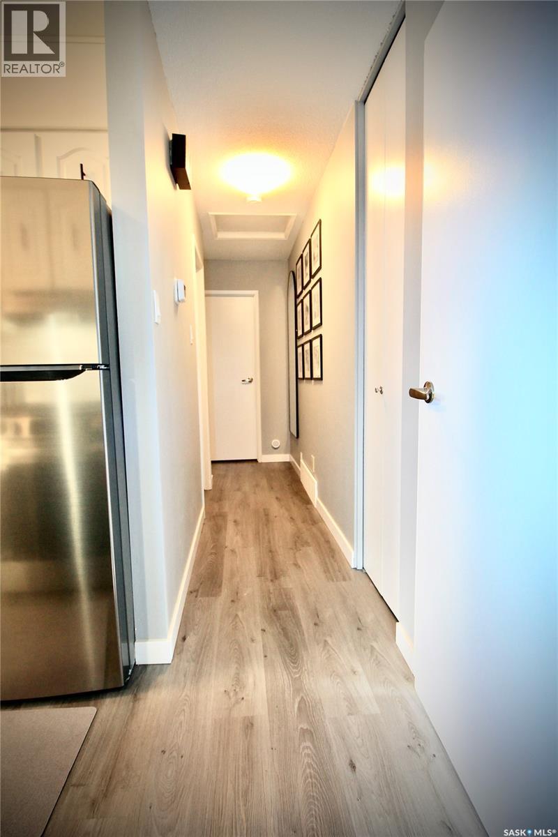 3342 DIEFENBAKER DRIVE - 17