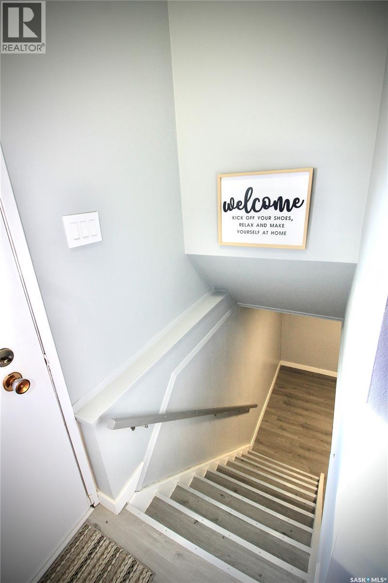 3342 DIEFENBAKER DRIVE - 30