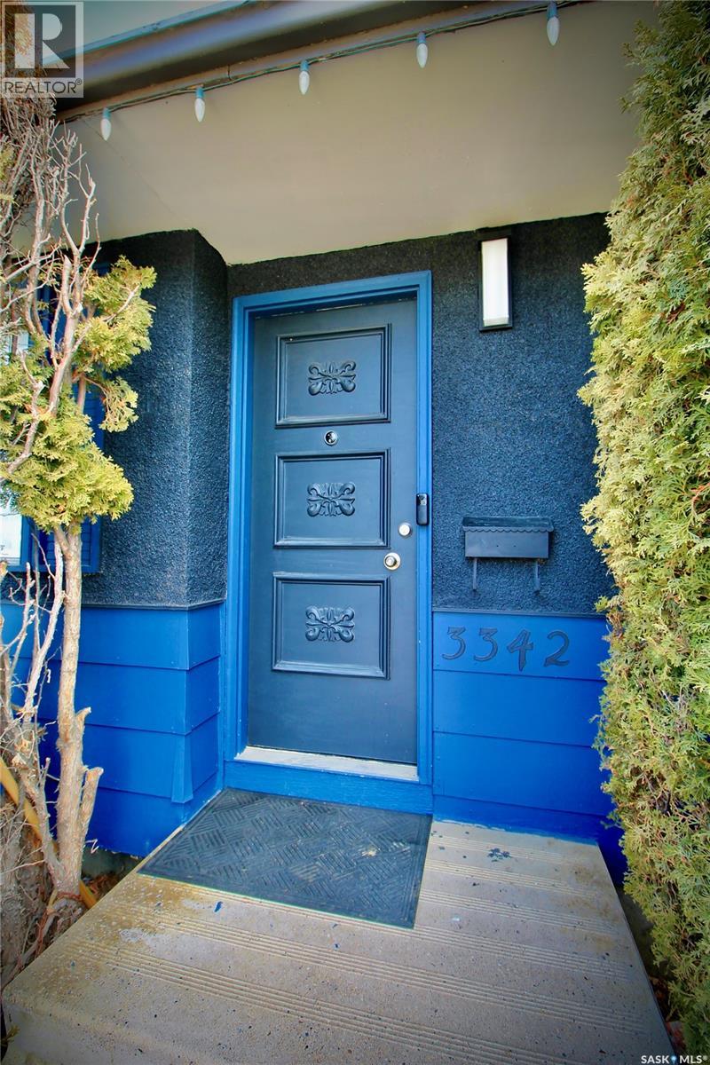 3342 DIEFENBAKER DRIVE - 4