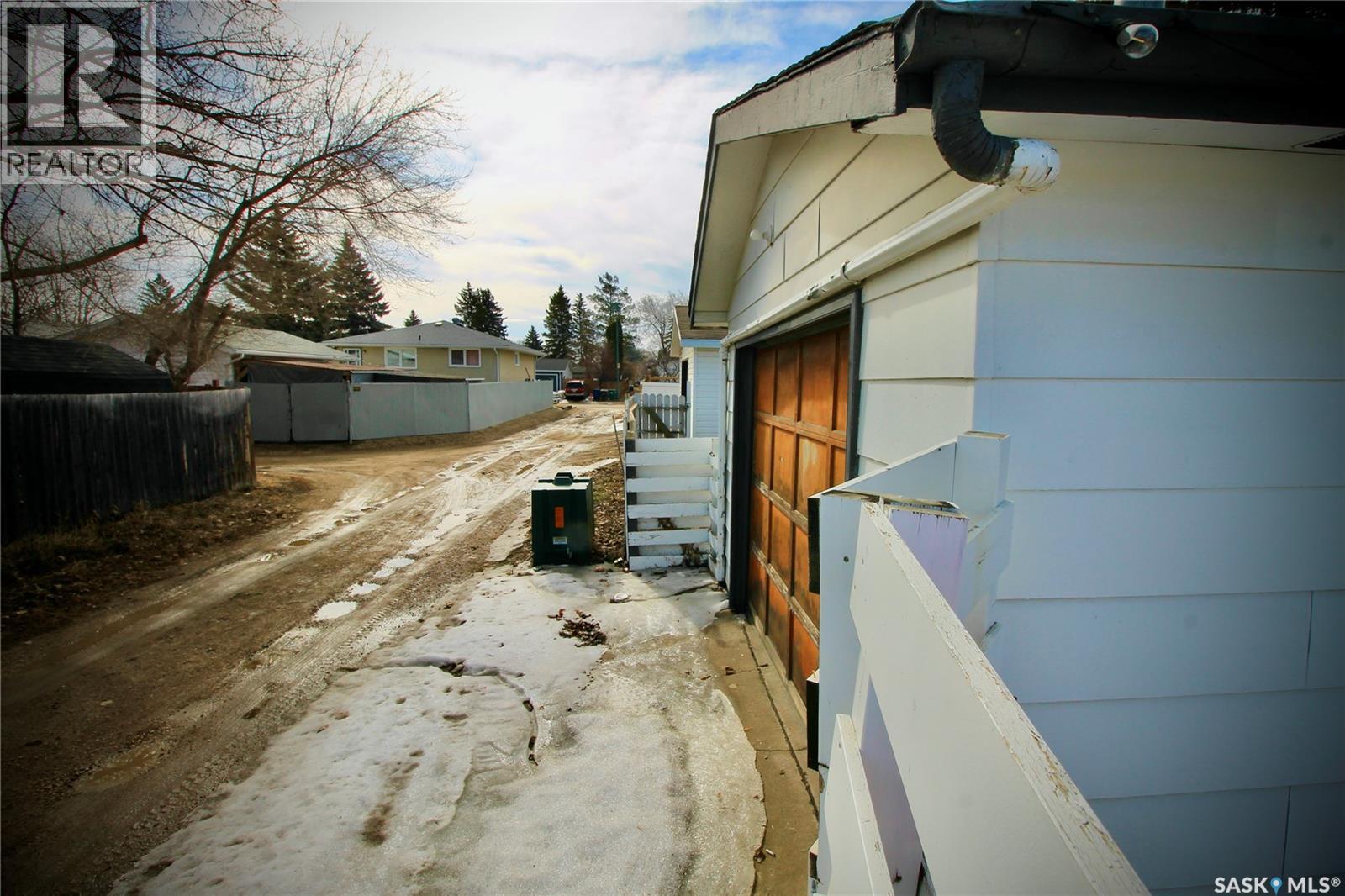 3342 DIEFENBAKER DRIVE - 45