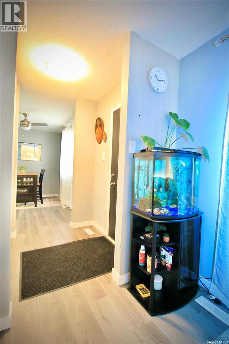 3342 DIEFENBAKER DRIVE - 8