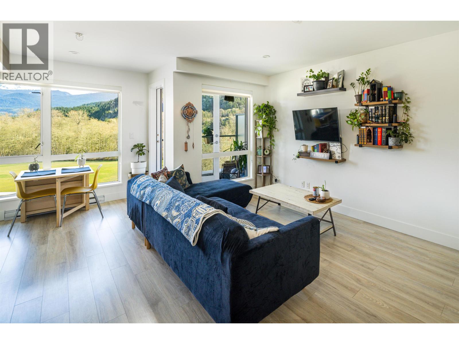 710 38362 BUCKLEY AVENUE, Squamish