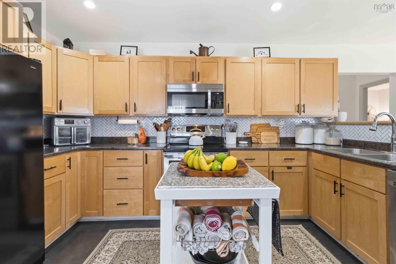 Property 29 of 50 of 14 Magog Court