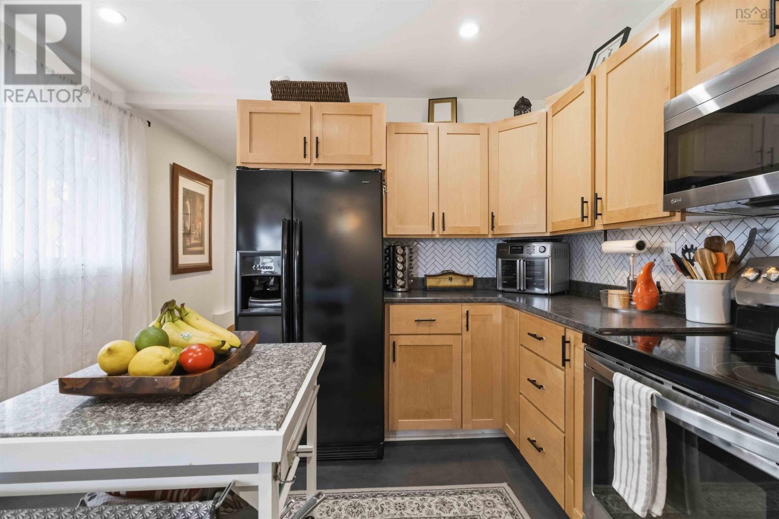 Property 27 of 50 of 14 Magog Court