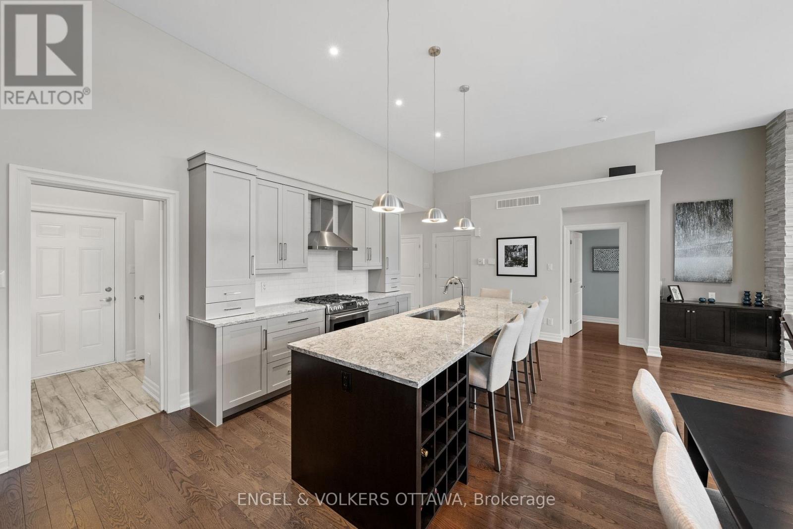 100 EQUINELLE DRIVE - 9