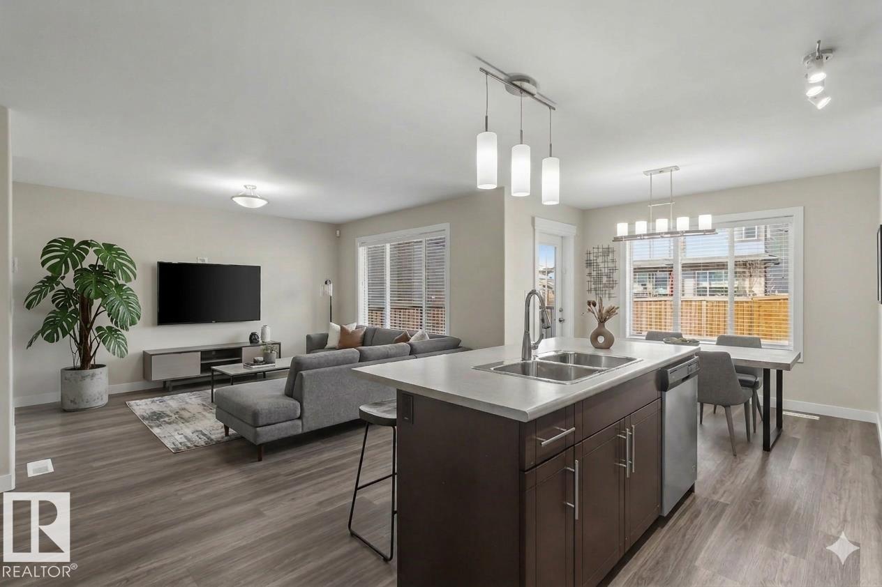 2547 AMERONGEN CR SW, Edmonton